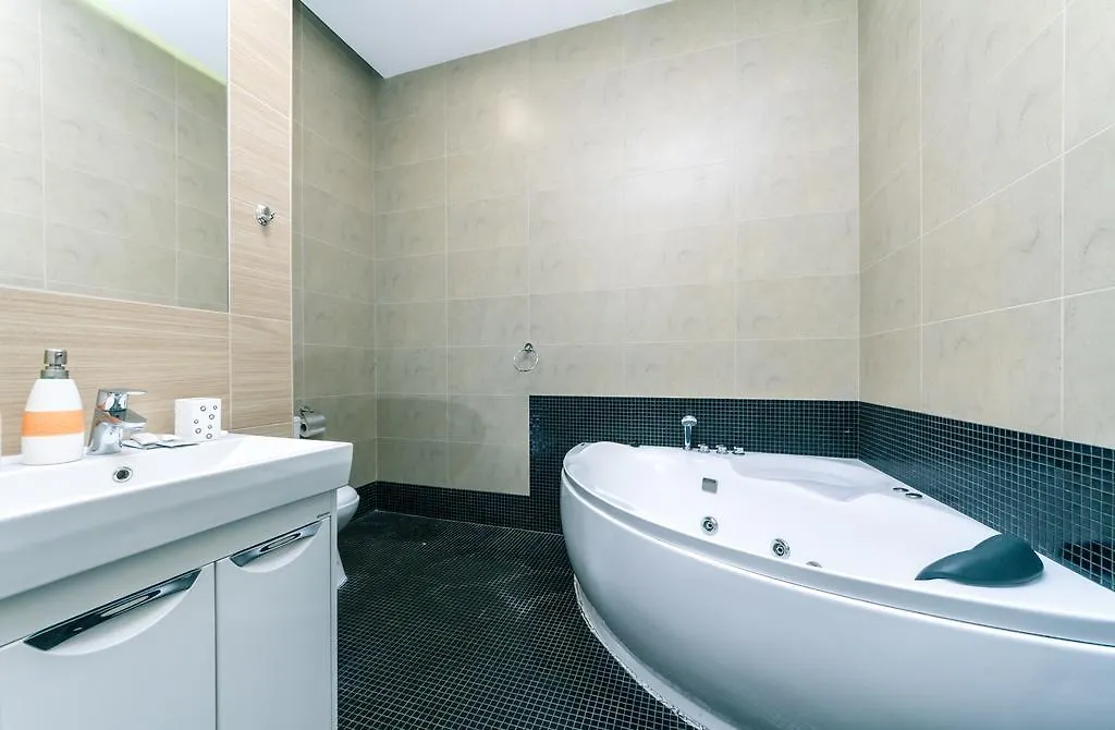 Apartment Kreschatik 21 With Terrace 2Br Kyiv